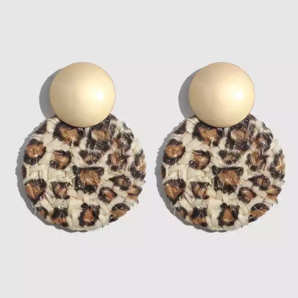 Weaved straw earrings